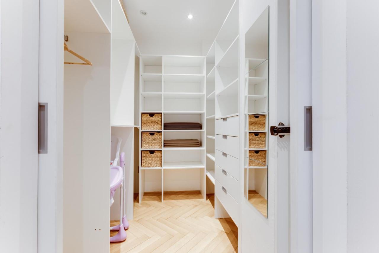 Exclusive Riverside Apartment In The Heart Of Prag Dış mekan fotoğraf
